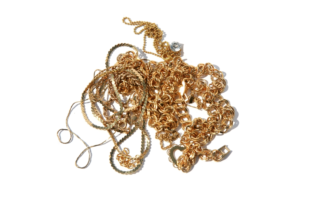 Broken Chains & Single Earrings